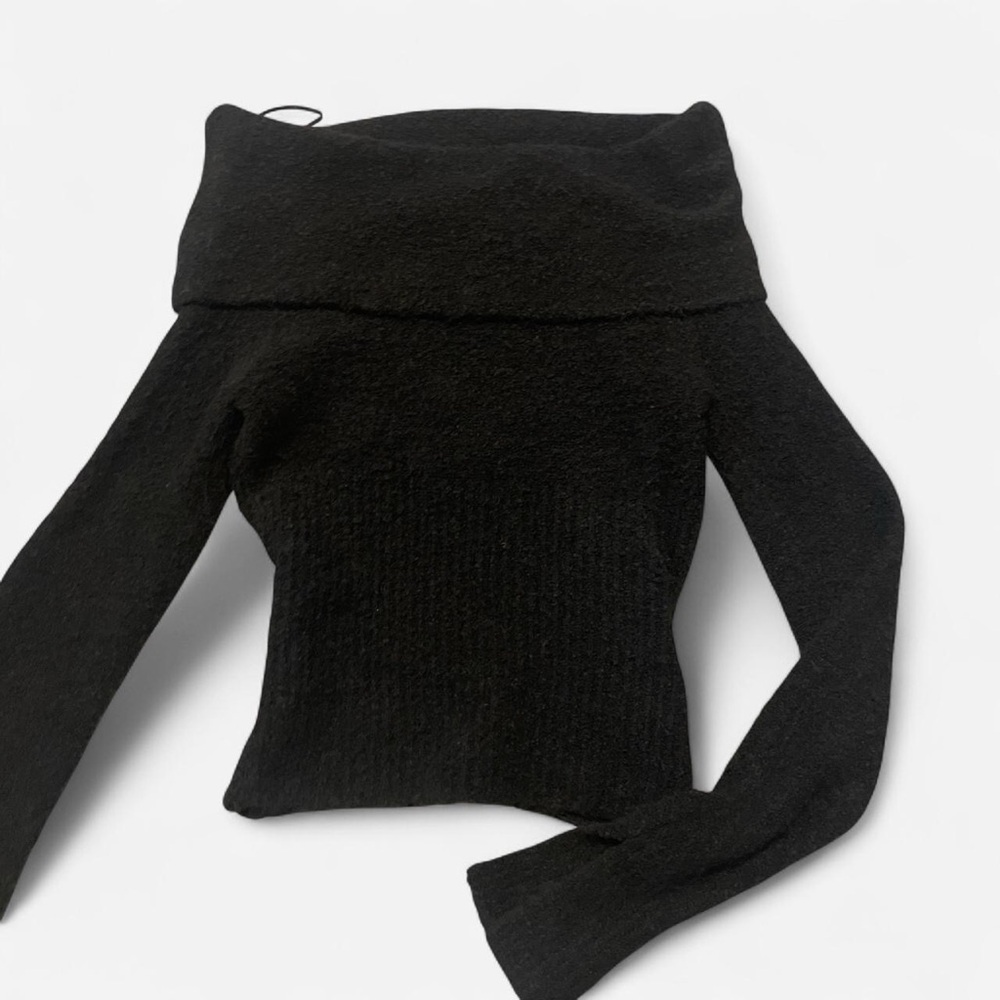 Silence + Noise Black Off-Shoulder Sweater